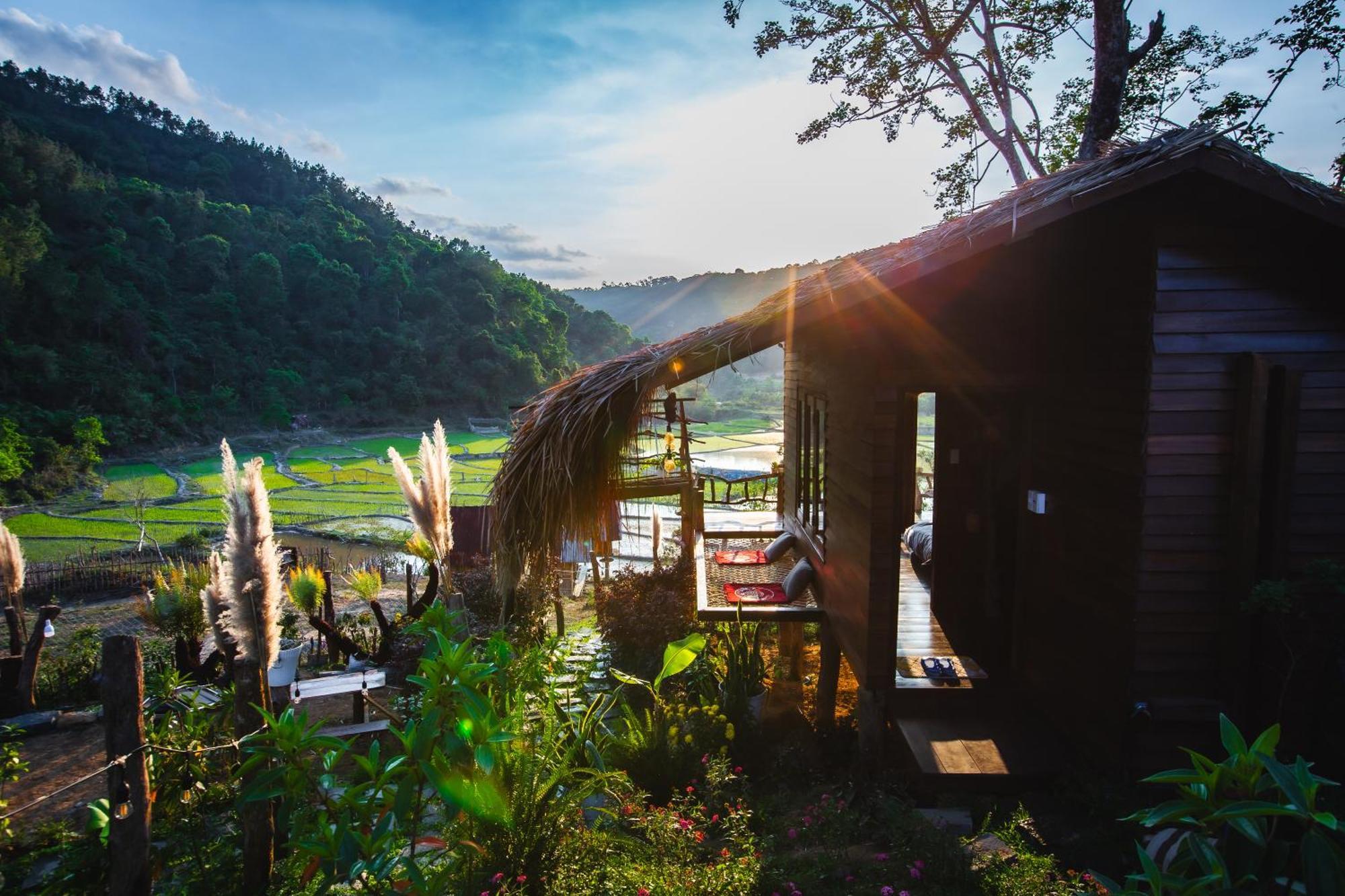Nha Trong Ban - Homestay Mang Den Kon Von Kla Екстер'єр фото