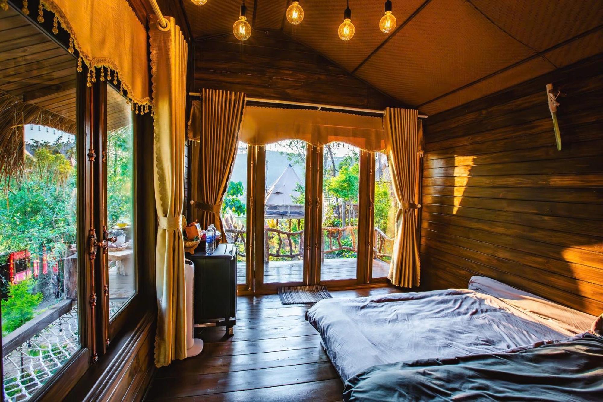 Nha Trong Ban - Homestay Mang Den Kon Von Kla Екстер'єр фото